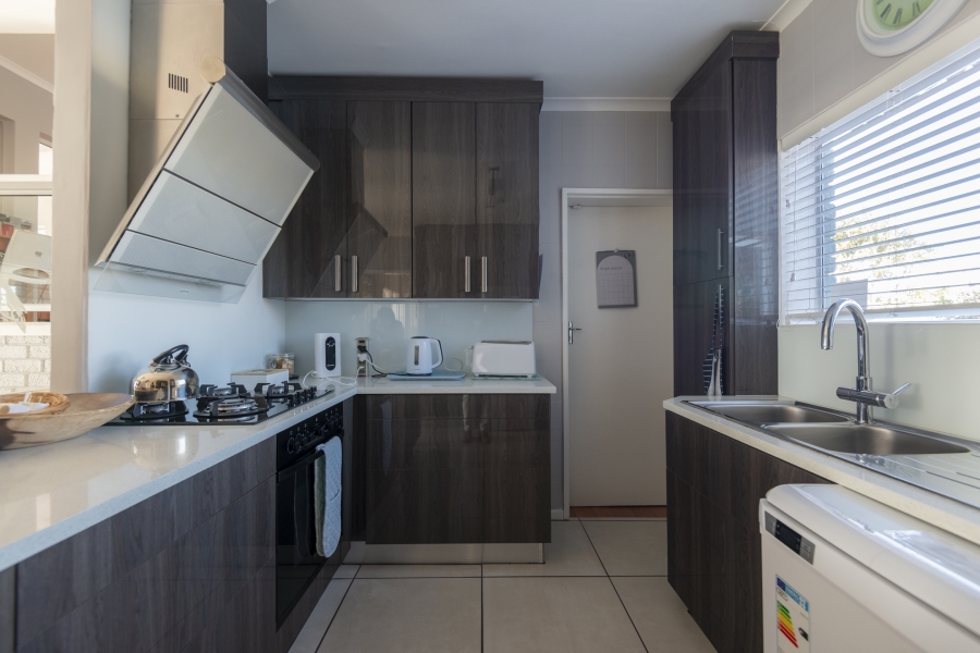 3 Bedroom Property for Sale in Myburgh Park Western Cape
